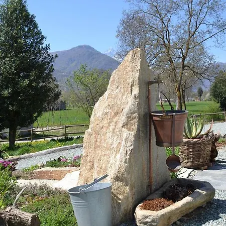 Semi Al Vento: La Bio-casa Nel Giardino Incantato! Appartamento Paesana