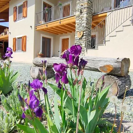 Semi Al Vento: La Bio-casa Nel Giardino Incantato! Appartamento Paesana