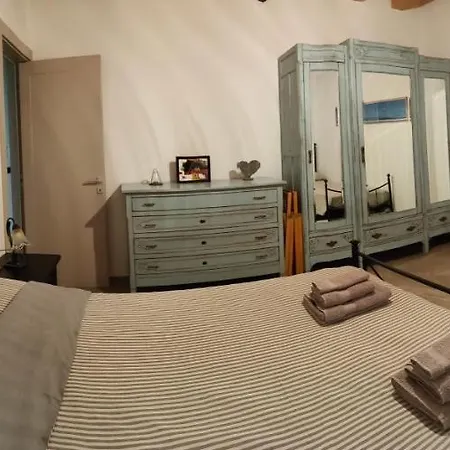 아파트 Semi Al Vento: La Bio-casa Nel Giardino Incantato! Paesana