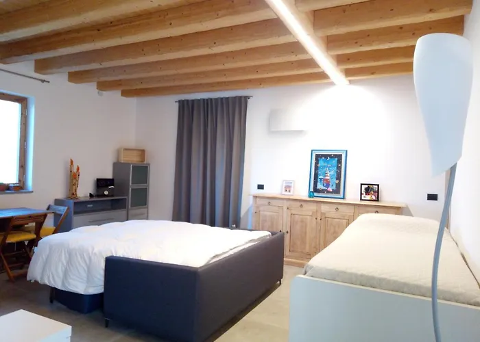 Appartement Semi Al Vento: La Bio-casa Nel Giardino Incantato! Paesana