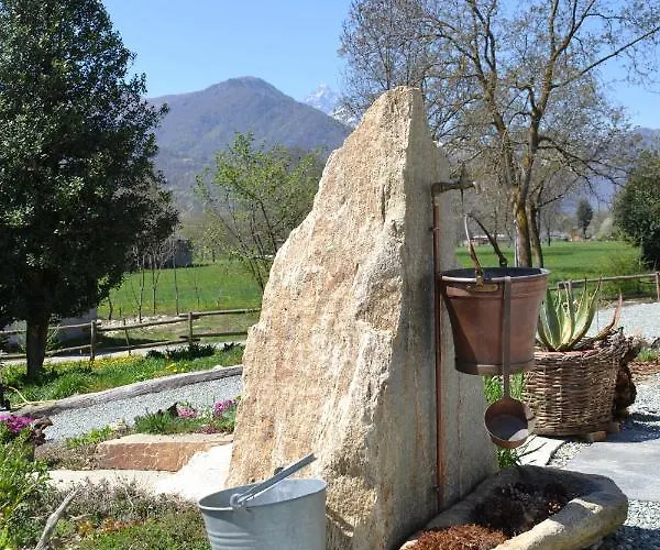 Semi Al Vento: La Bio-casa Nel Giardino Incantato! Appartement Paesana