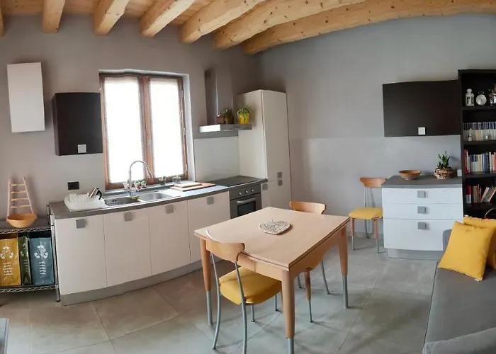 Semi Al Vento: La Bio-casa Nel Giardino Incantato! Appartement Paesana