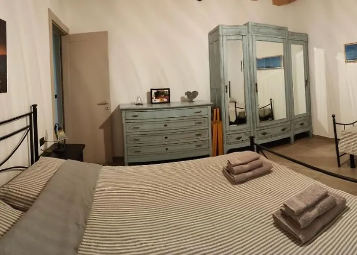 Appartement Semi Al Vento: La Bio-casa Nel Giardino Incantato! Paesana